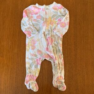 🍊5/$25 Emporio Baby Floral Kids Footies size 3-6m